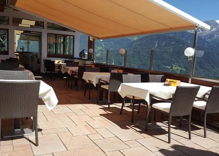 Montana فندق فس