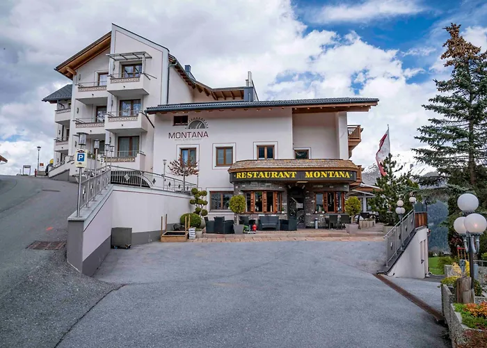 Montana فندق فس