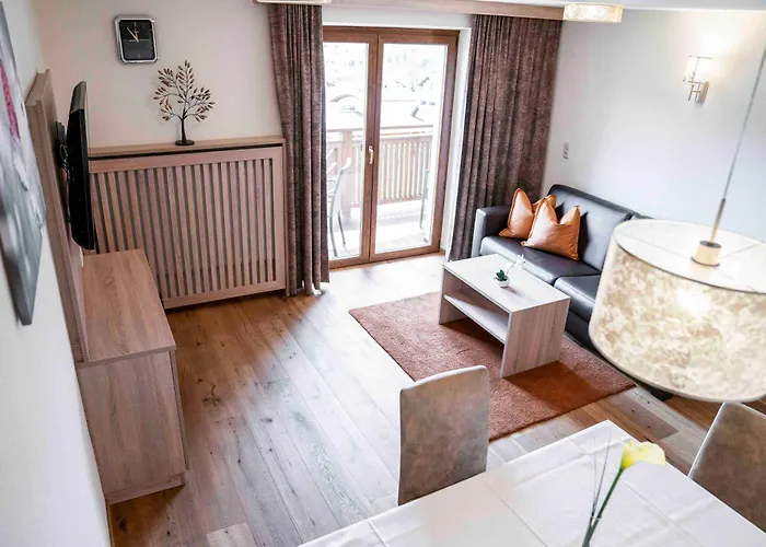 Montana فندق فس